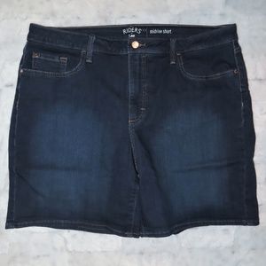 RIDERS BY LEE MIDRISE JEAN SHORT SIZE 18M DARKWASH